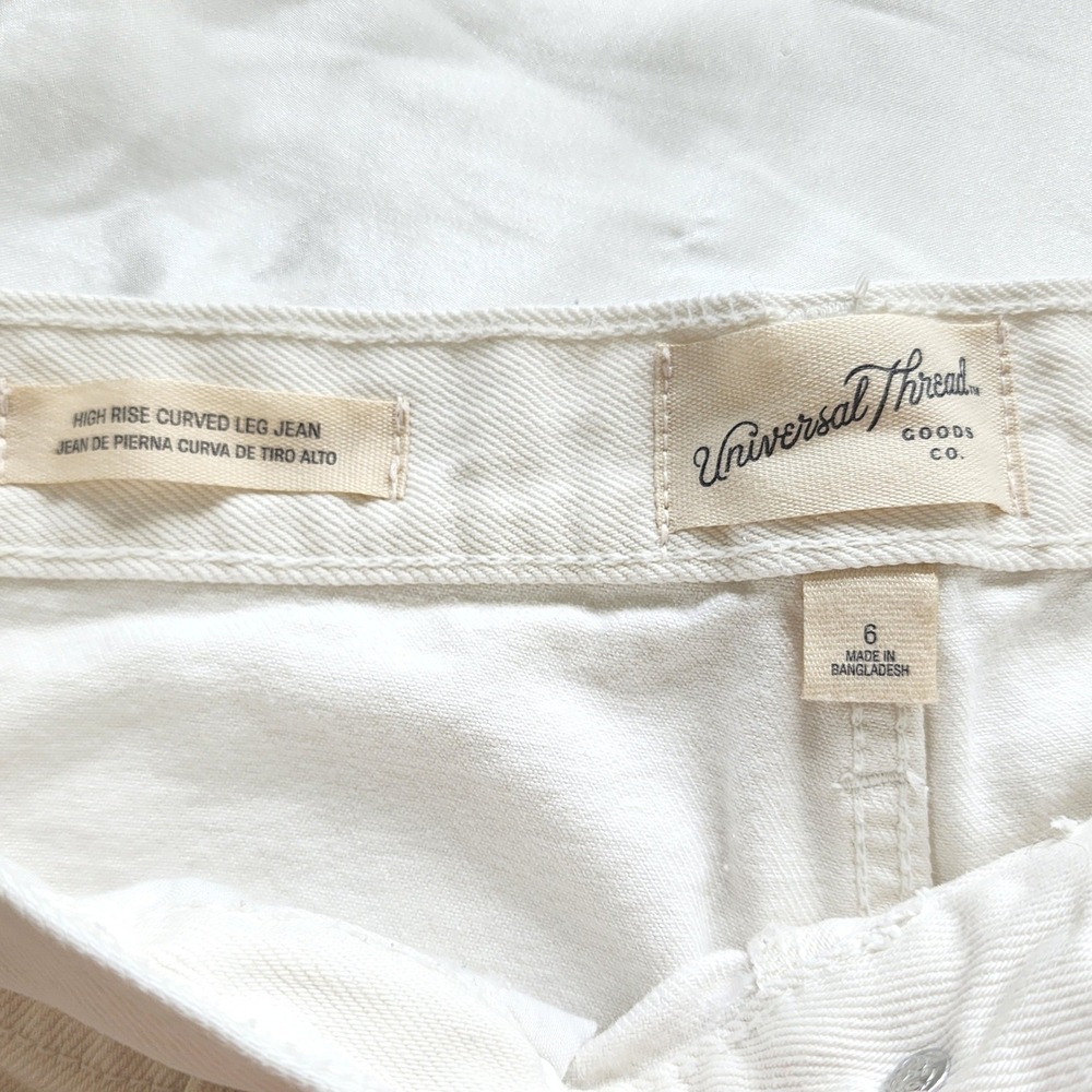 Universal Thread Womens High Rise Curved Leg White Jeans Barrel 6 Coastal Chic - Picture 3 of 7